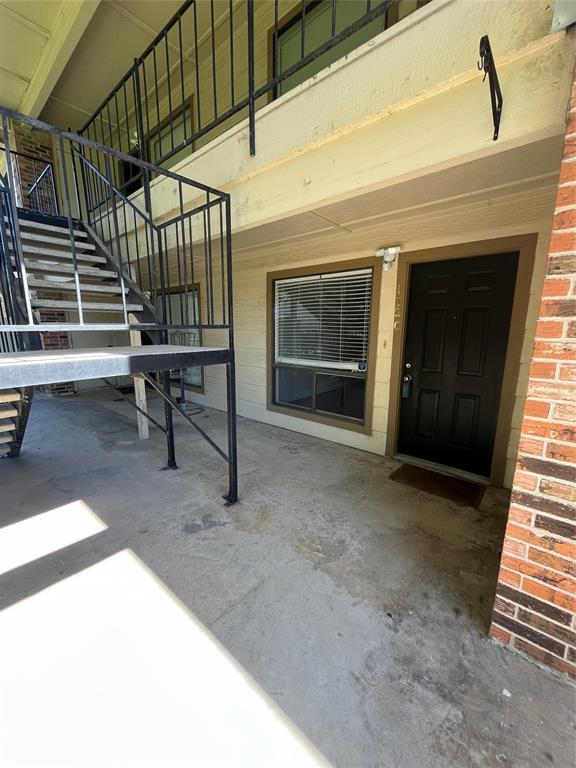 1705 Crossing Pl #132c Property Photo 3