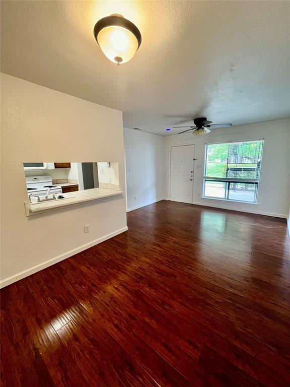 1705 Crossing Pl #132c Property Photo 6
