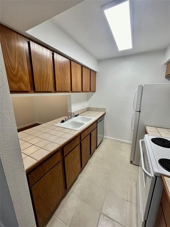1705 Crossing Pl #132c Property Photo 7