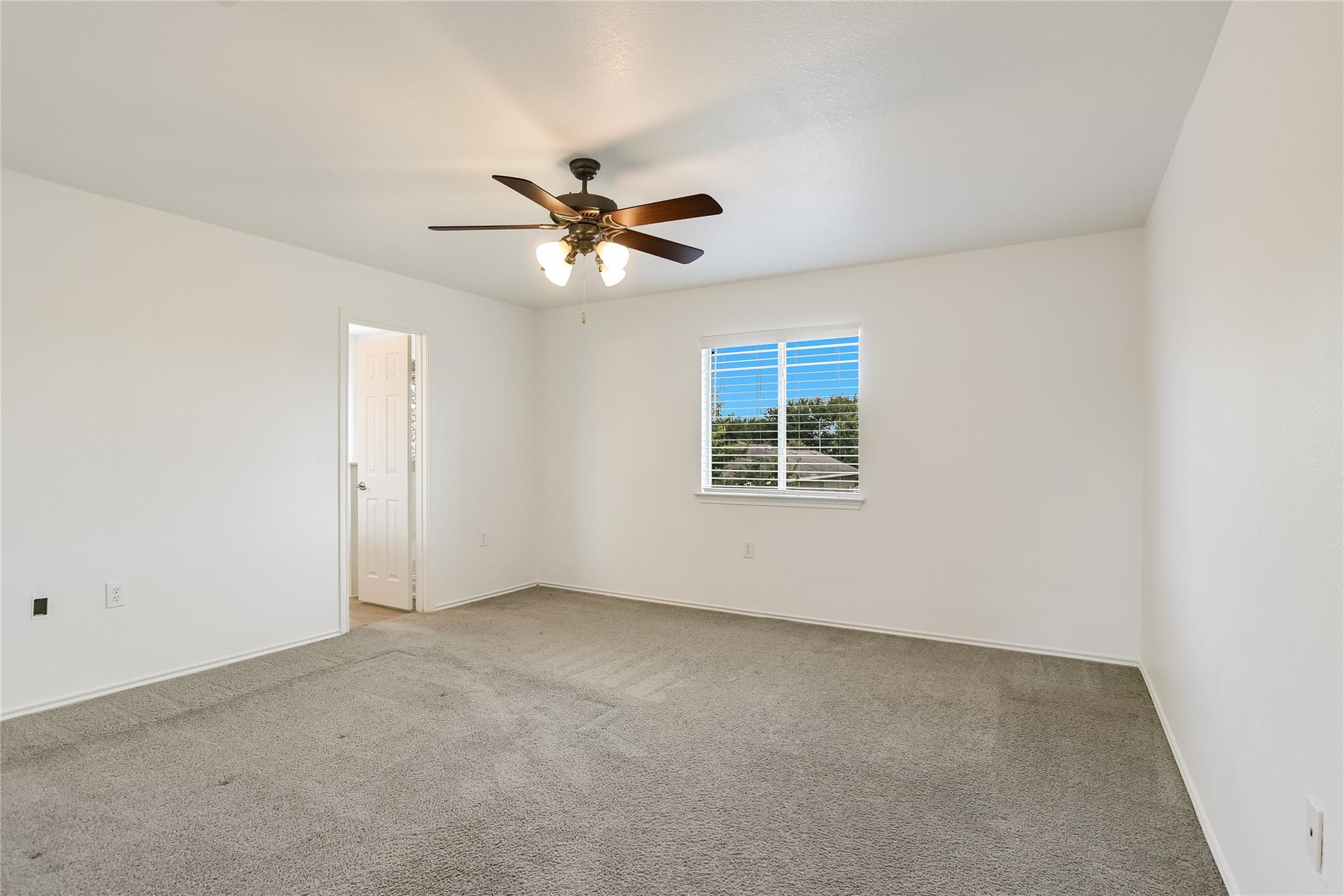1628 Poppy Seed Ln Property Photo 10