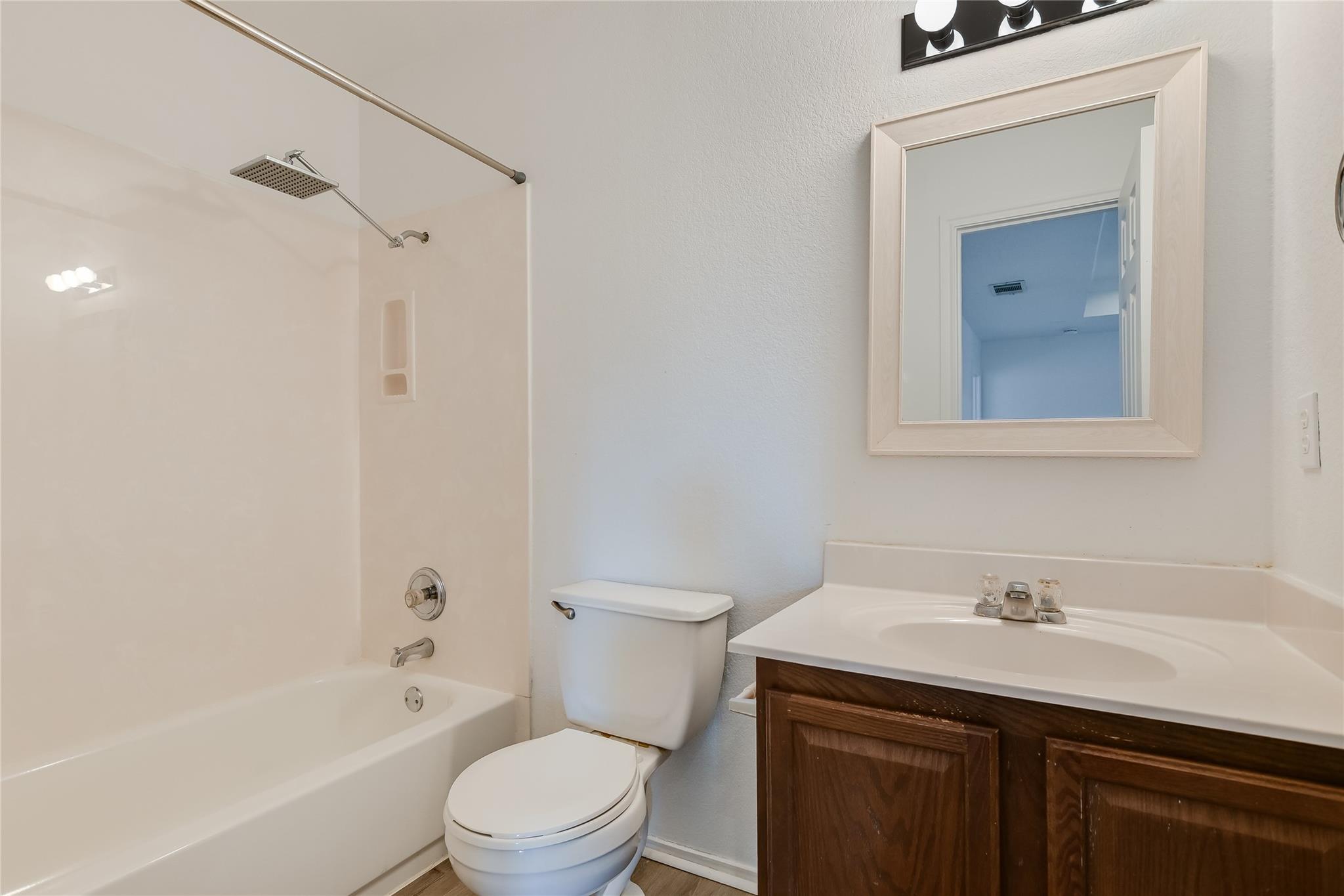 1628 Poppy Seed Ln Property Photo 14