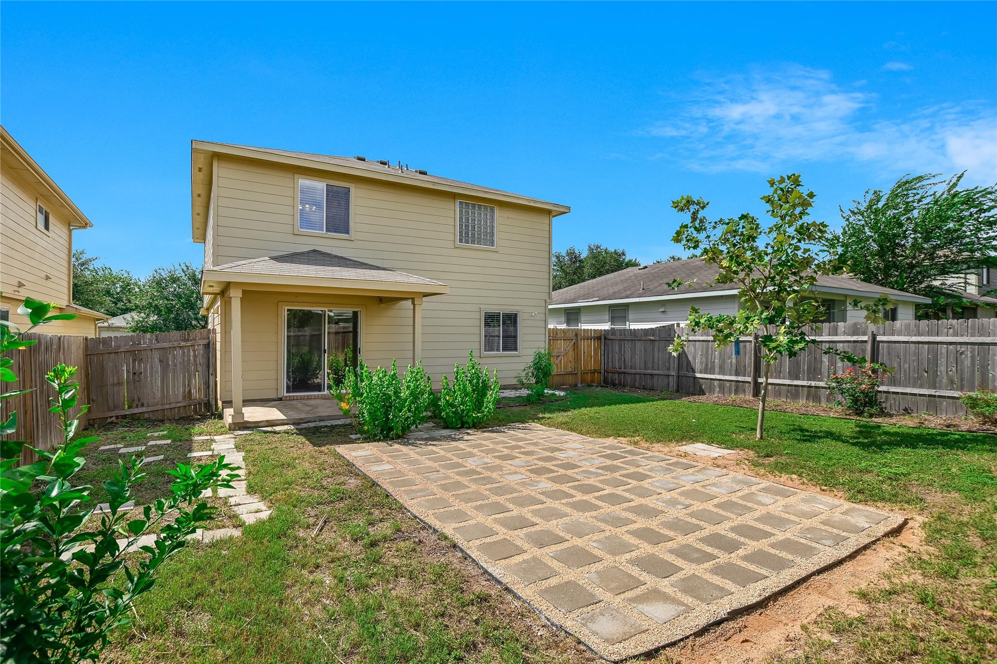 1628 Poppy Seed Ln Property Photo 19