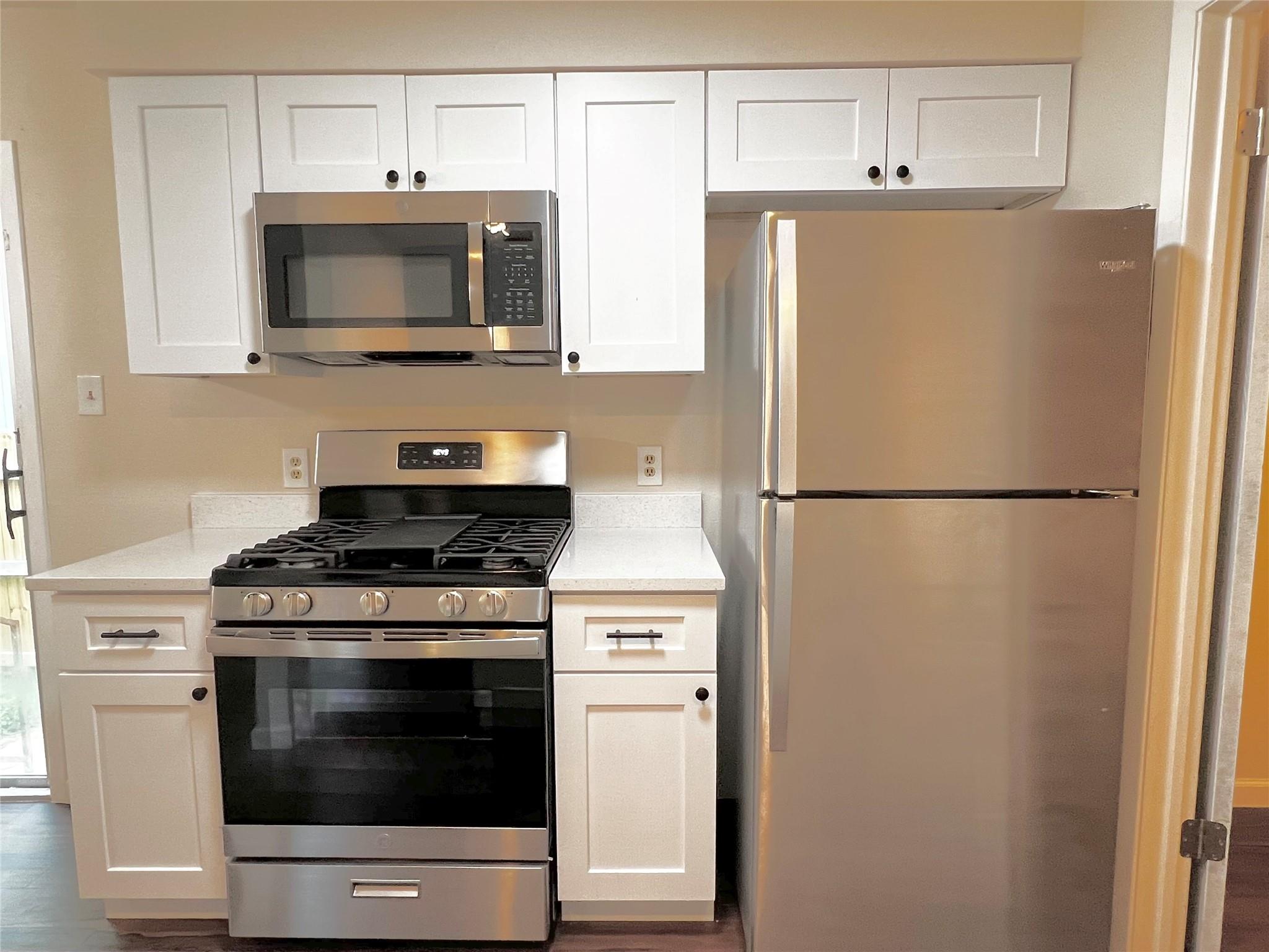 10711 Lanshire Dr #a Property Photo 6