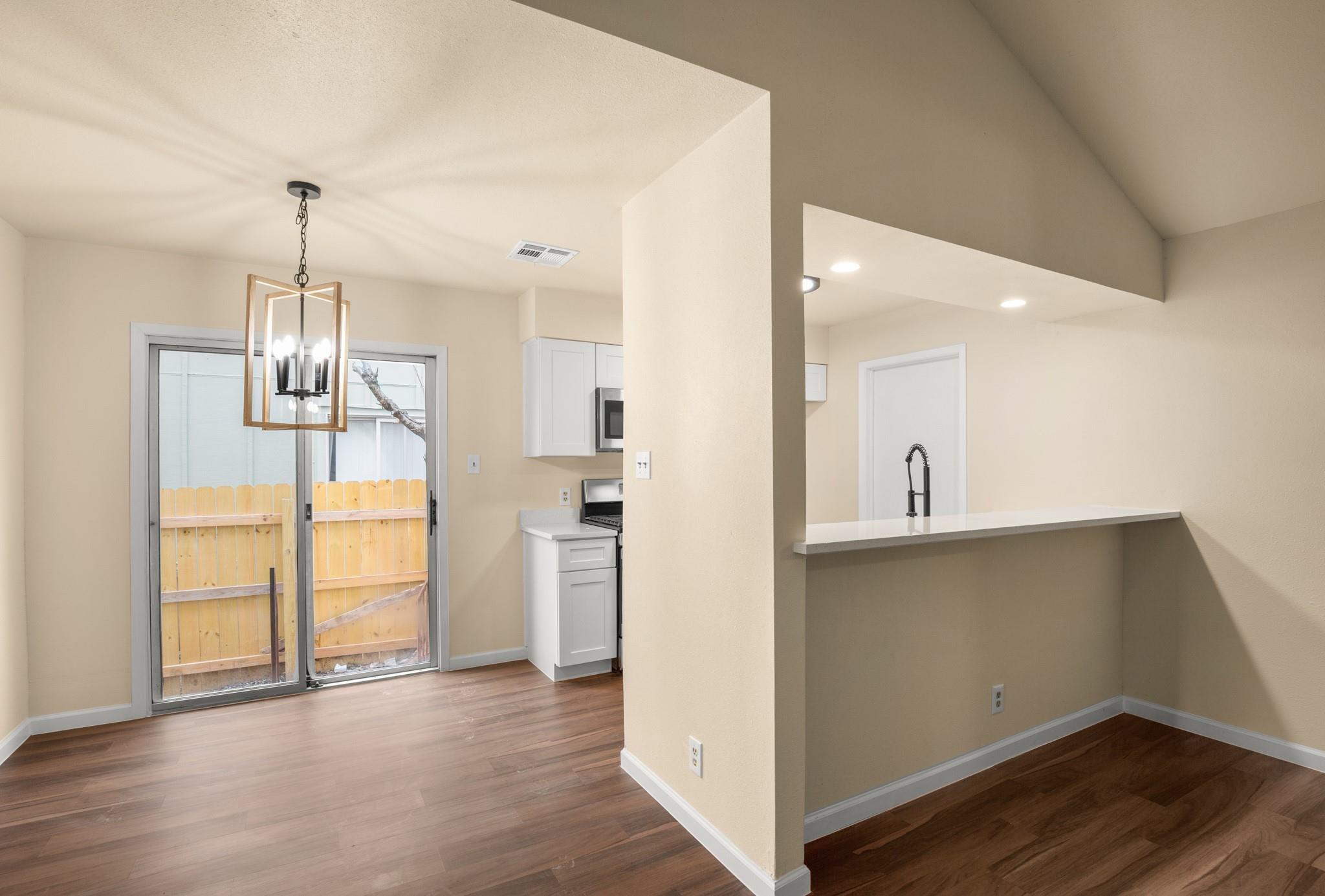 10711 Lanshire Dr #a Property Photo 10