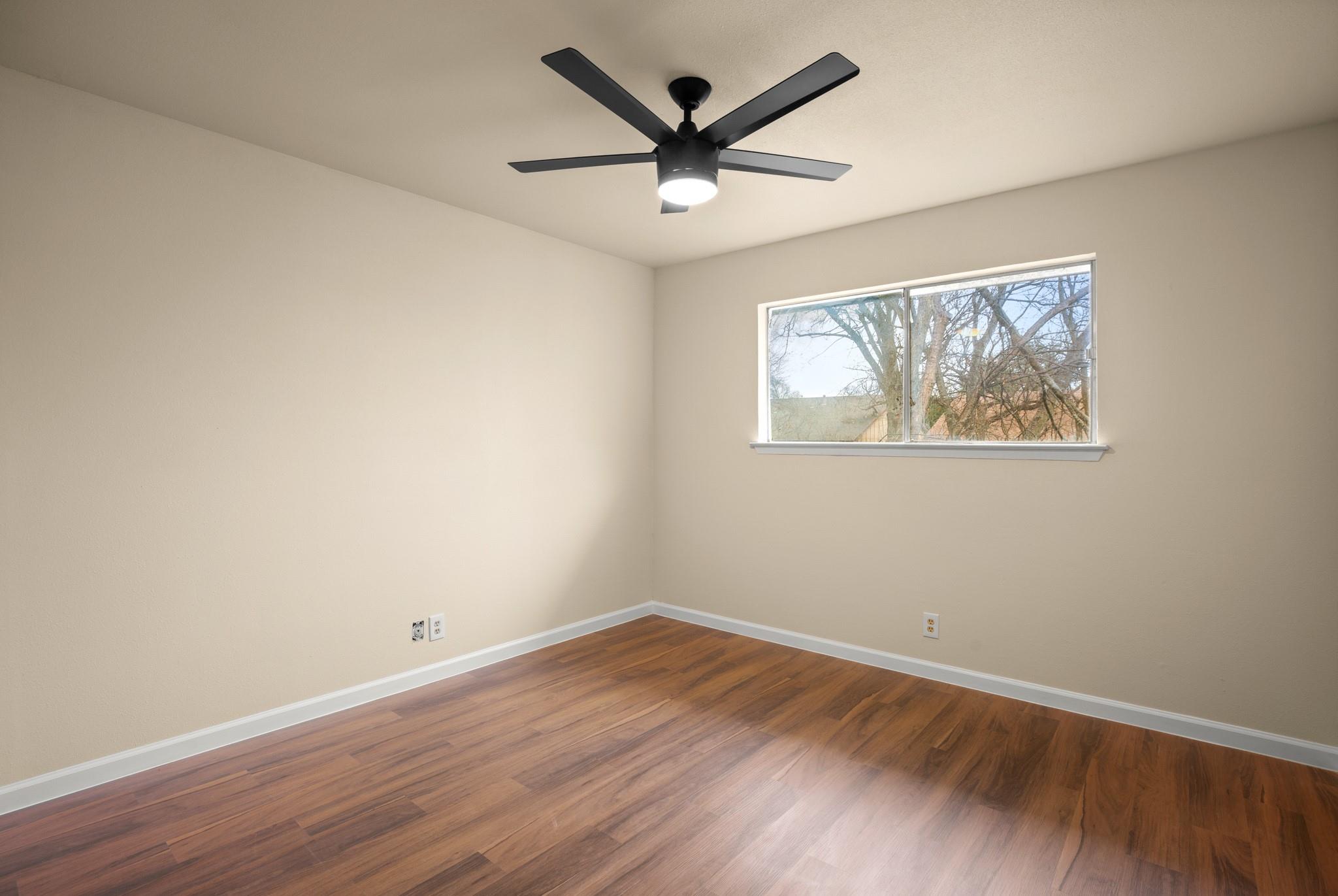 10711 Lanshire Dr #a Property Photo 11