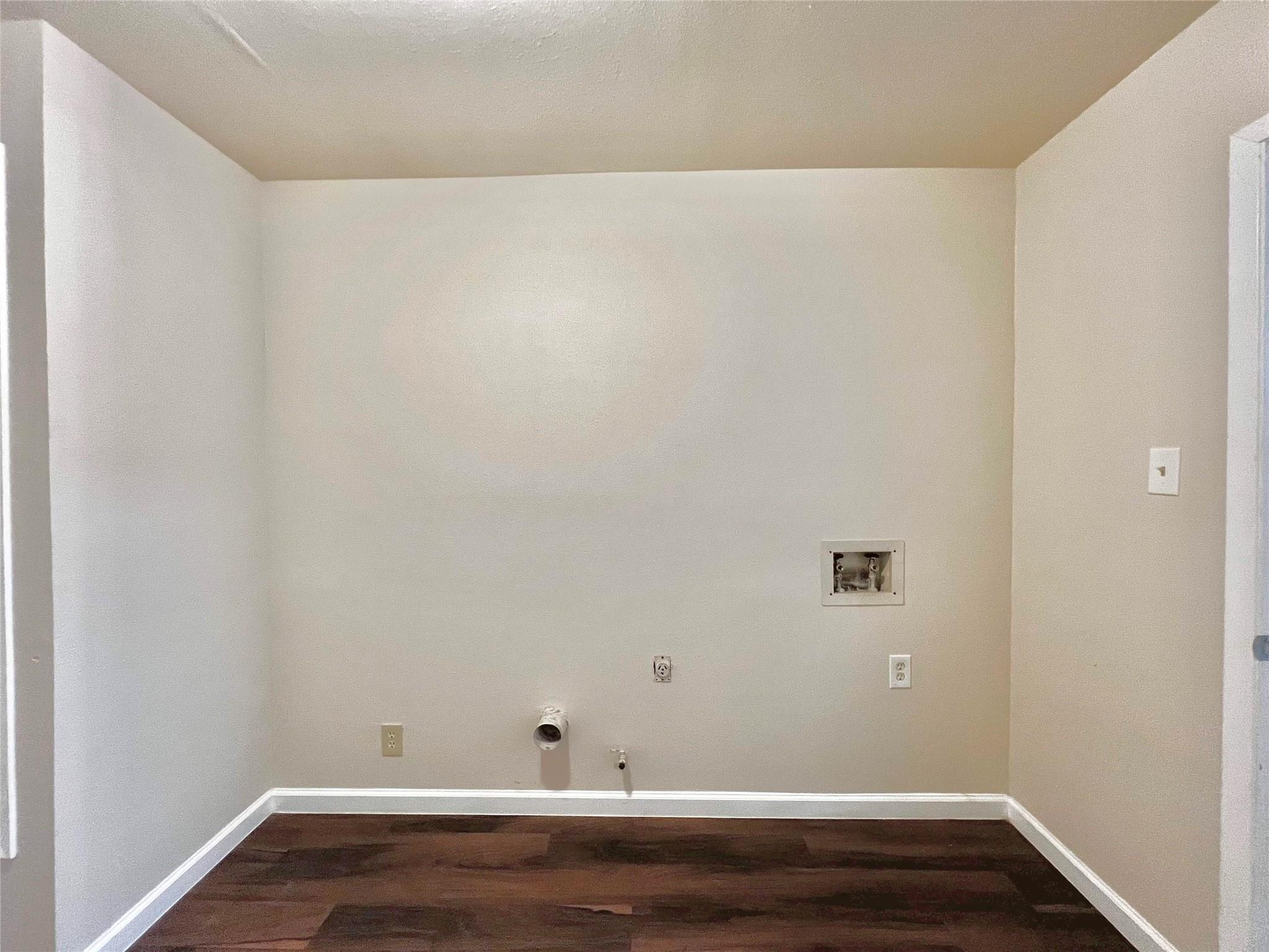 10711 Lanshire Dr #a Property Photo 15