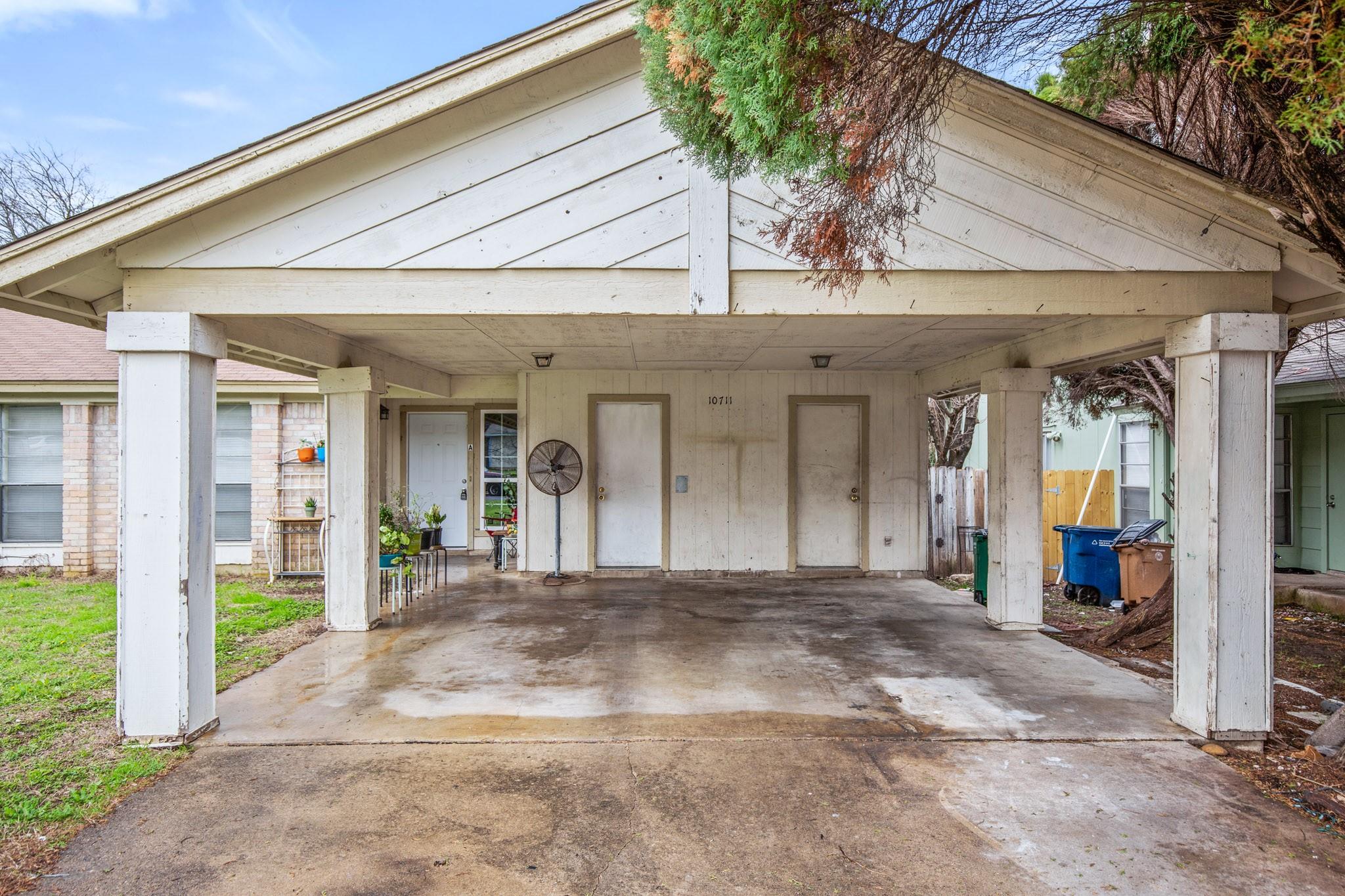 10711 Lanshire Dr #a Property Photo 17
