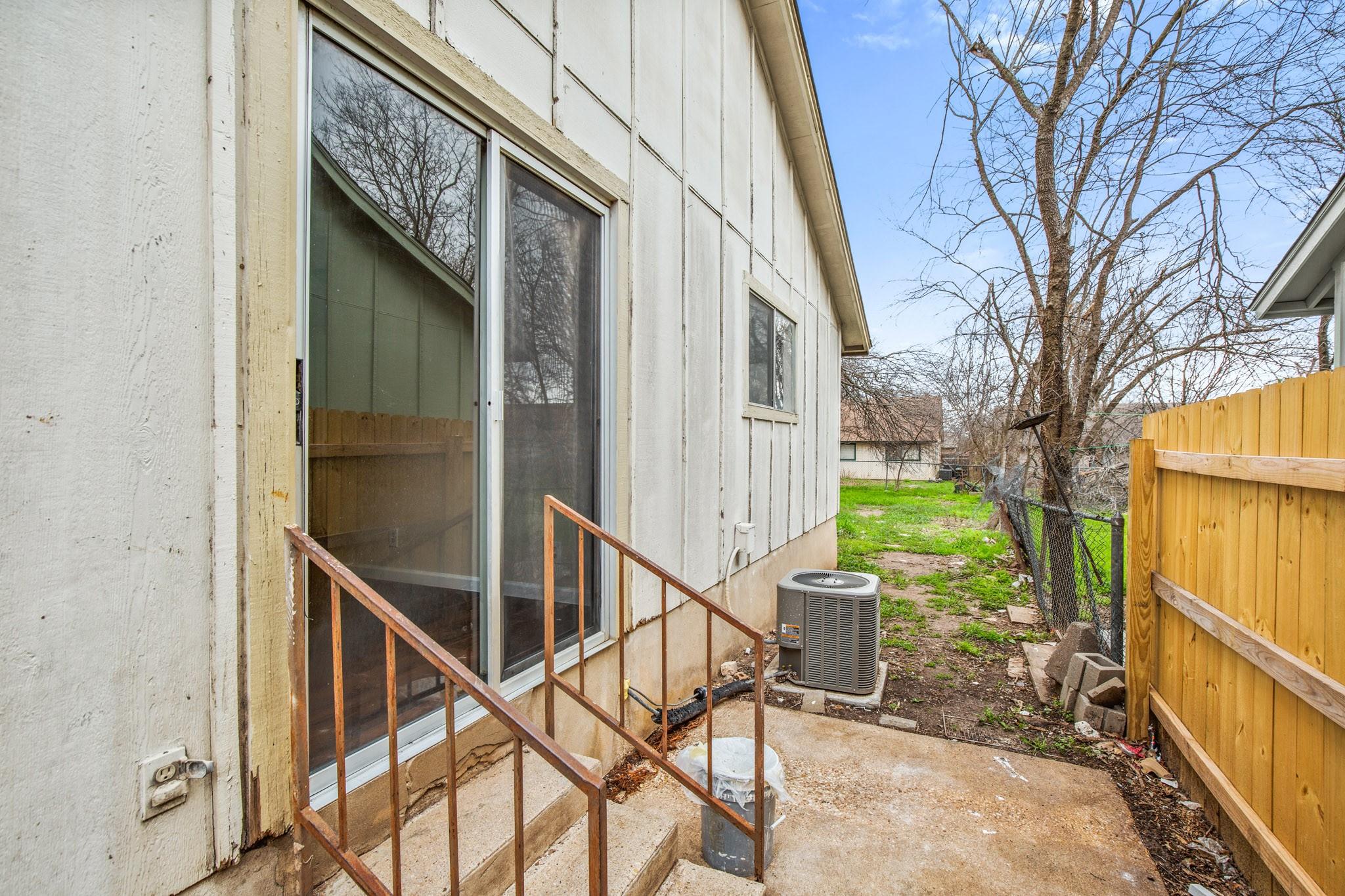 10711 Lanshire Dr #a Property Photo 20