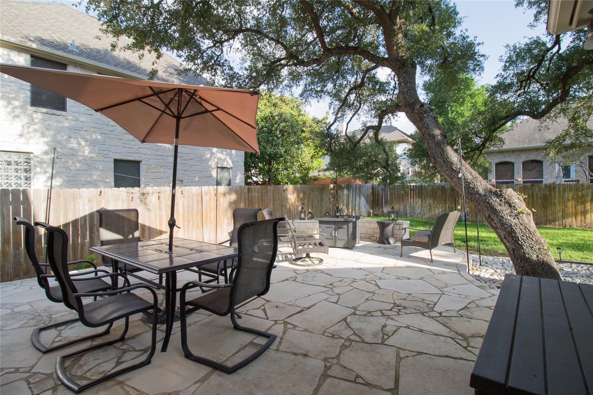 2005 Forest Hill Cv Property Photo 25