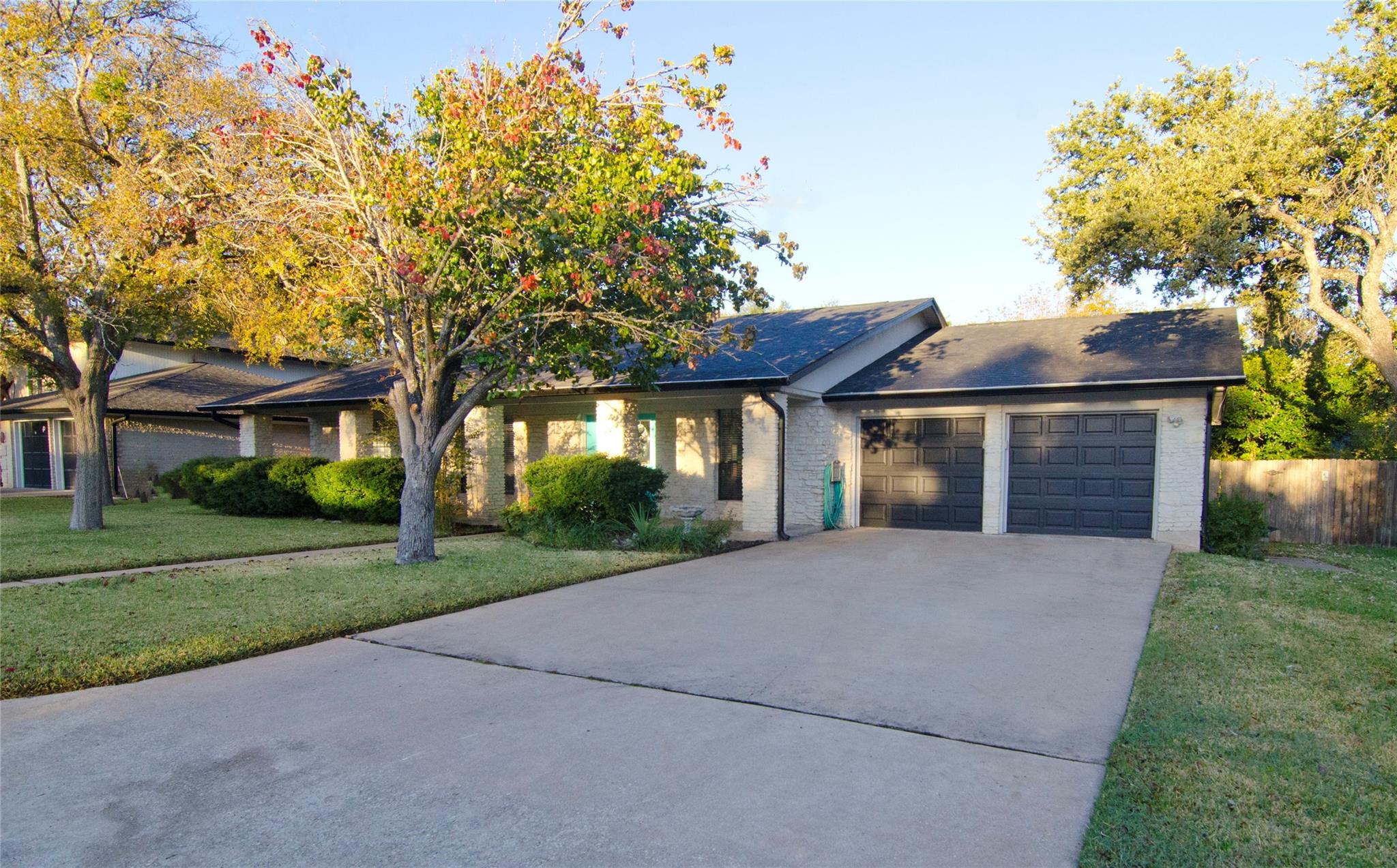 1008 Lime Rock Dr Property Photo 6