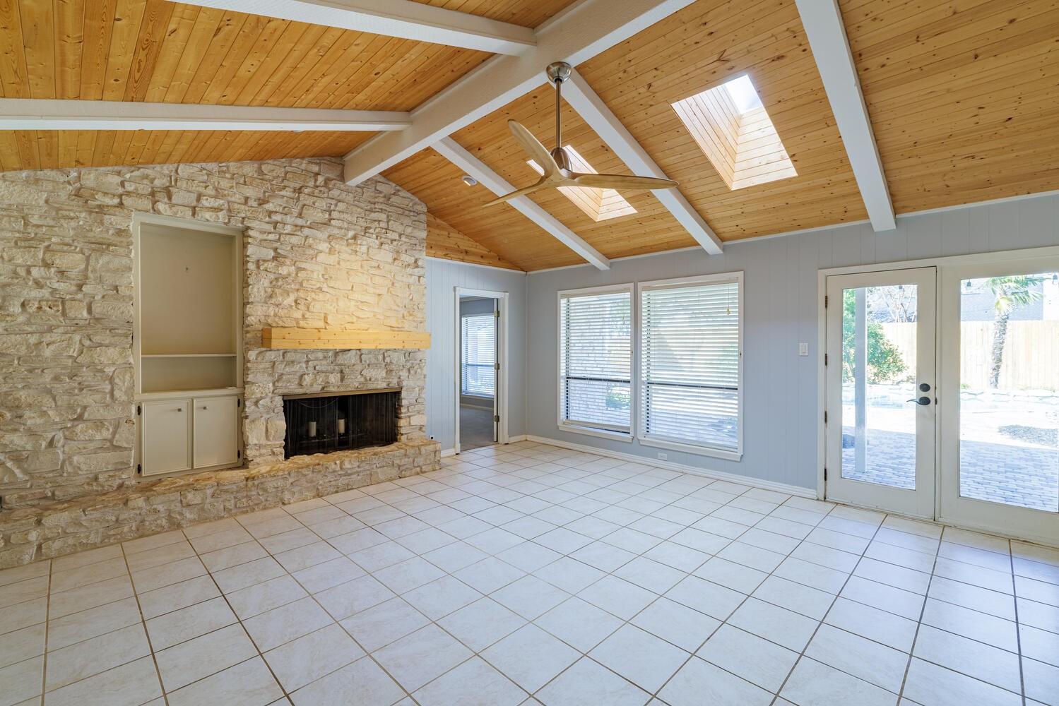 1008 Lime Rock Dr Property Photo 17