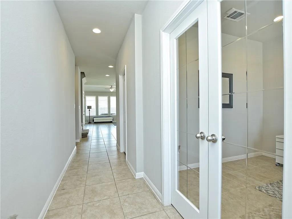 8117 Rosano St Property Photo 3