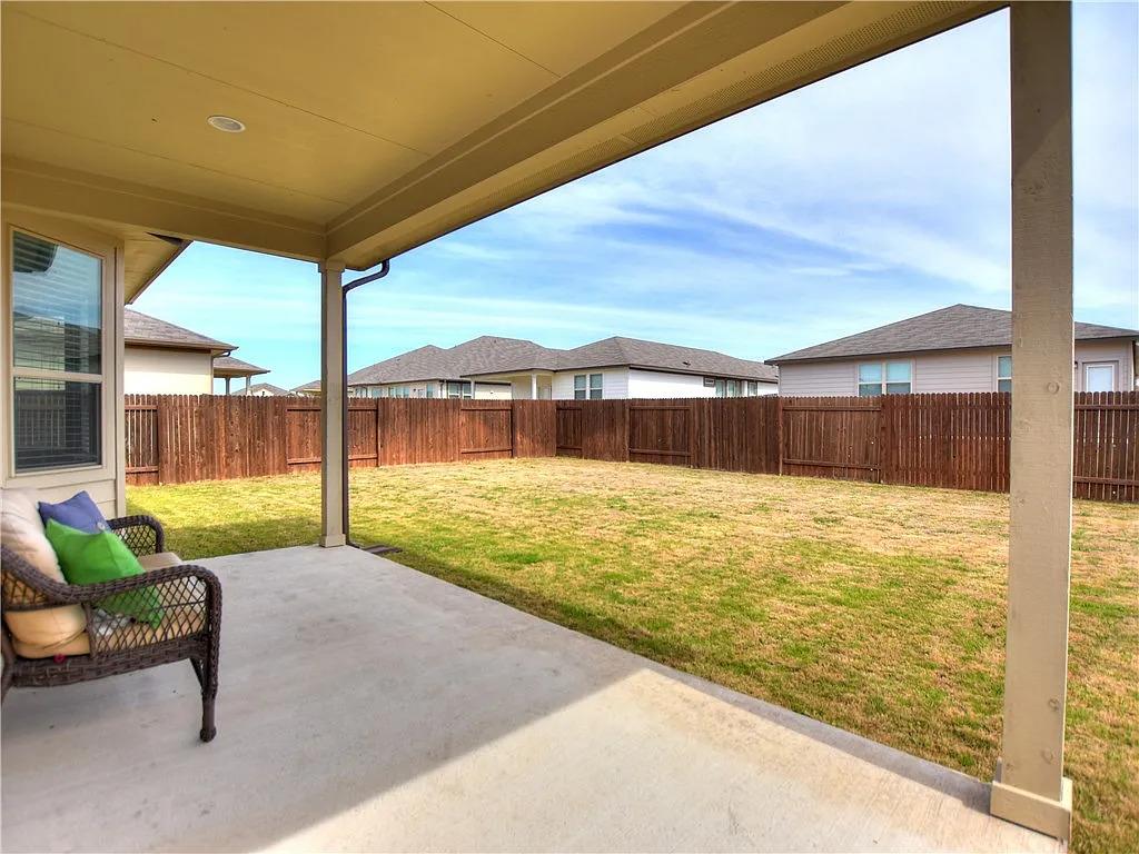 8117 Rosano St Property Photo 25