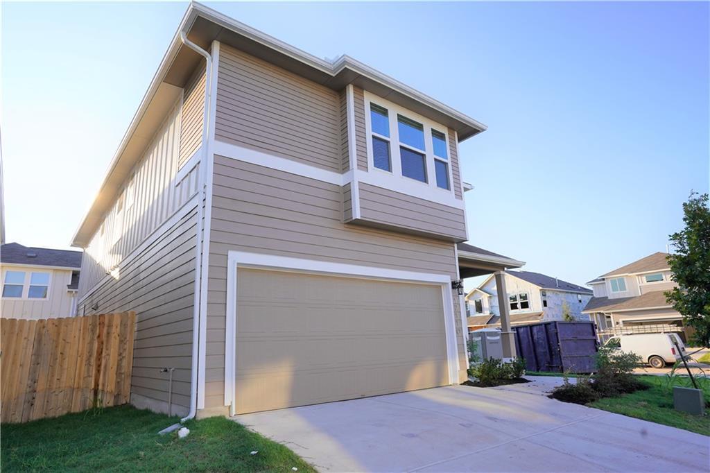 12110 Tolson Dr Property Photo 3