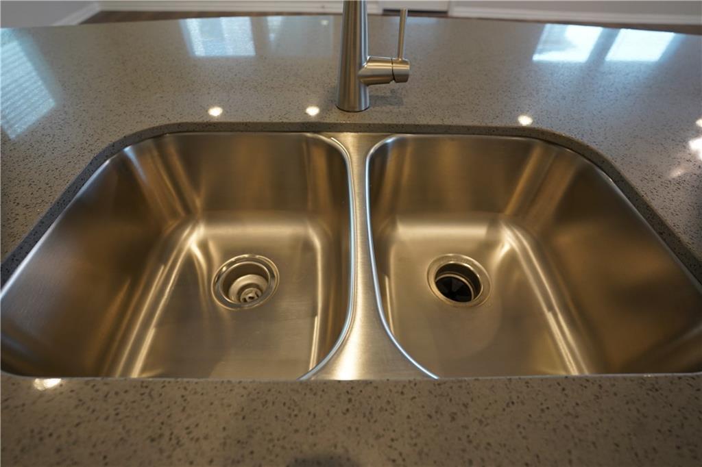 12110 Tolson Dr Property Photo 9