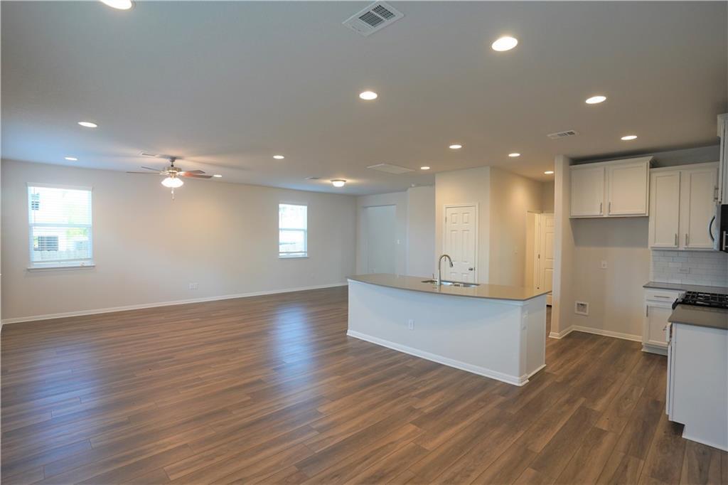 12110 Tolson Dr Property Photo 11