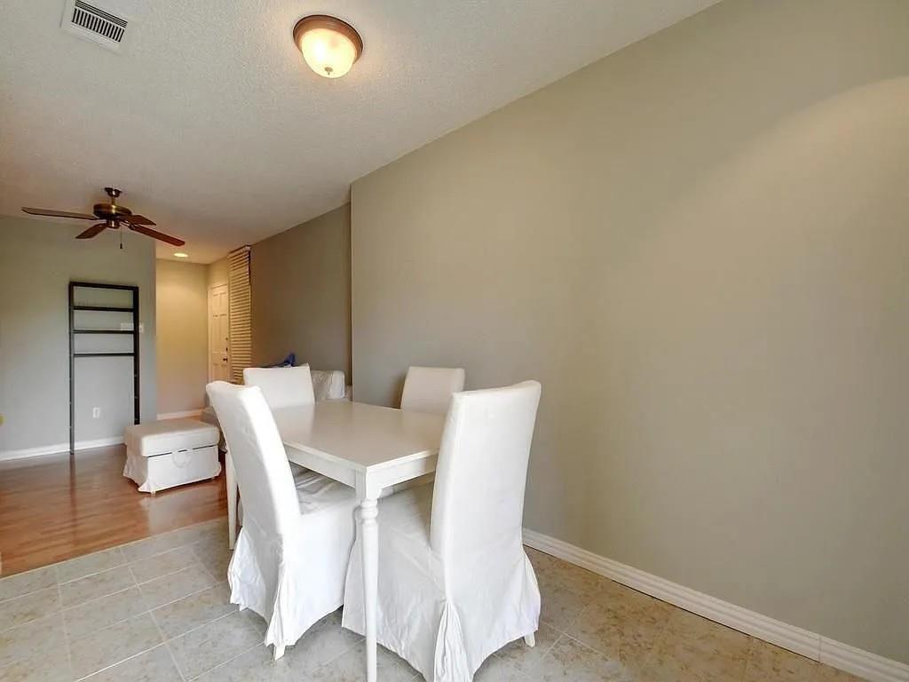 2409 Leon St #207 Property Photo 12
