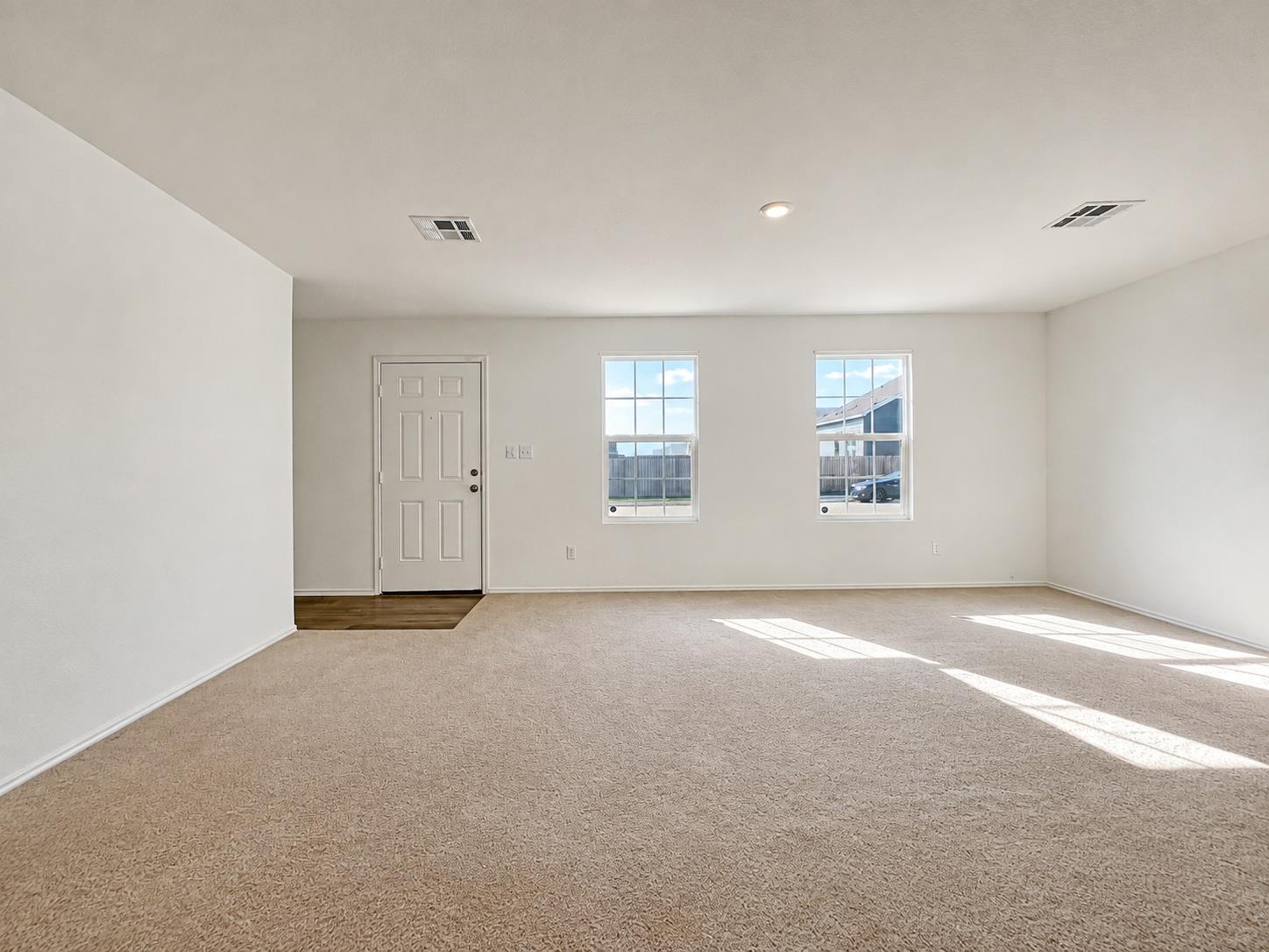 17709 Sulphur Spring Way Property Photo 3