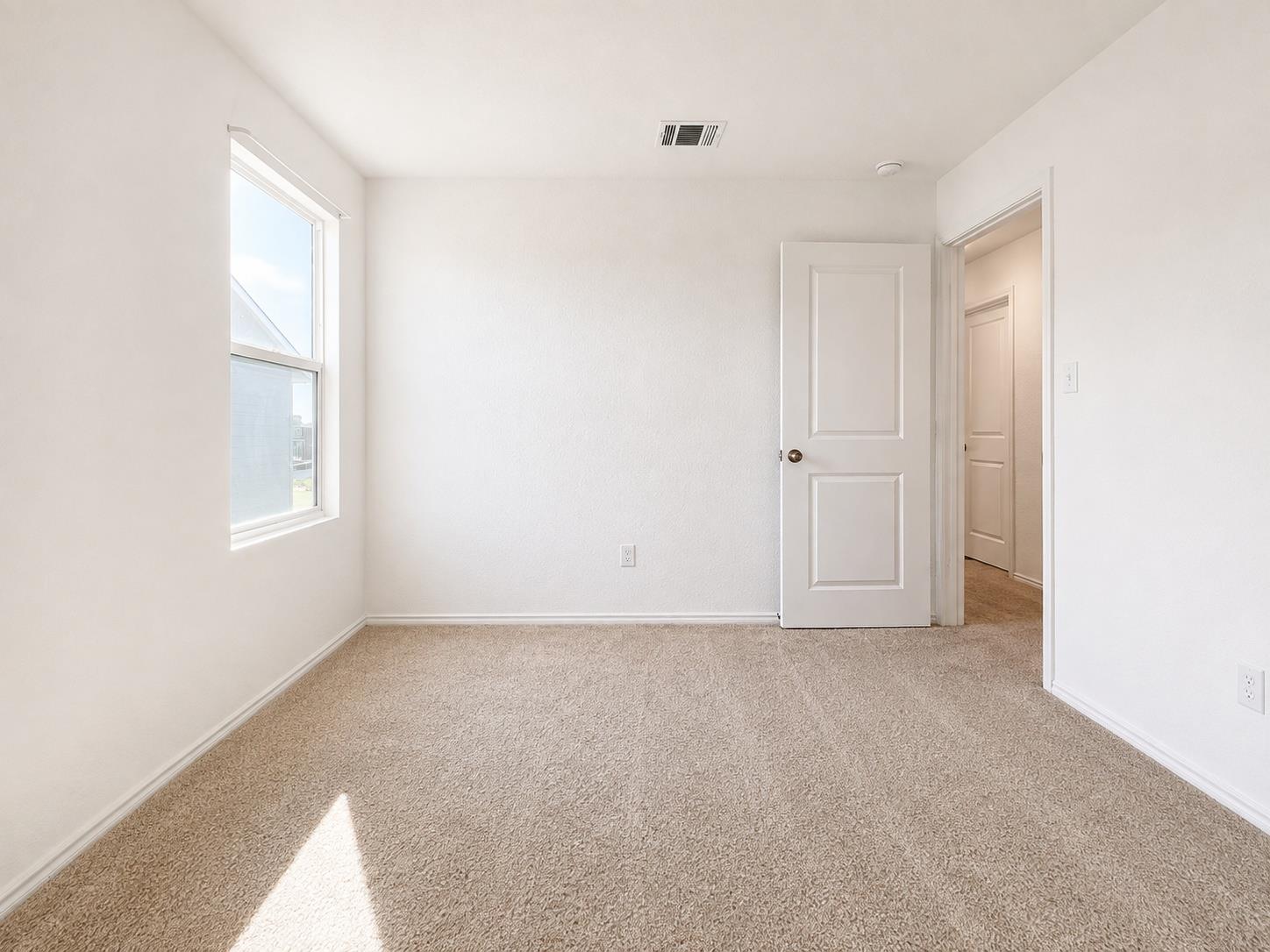 17709 Sulphur Spring Way Property Photo 7