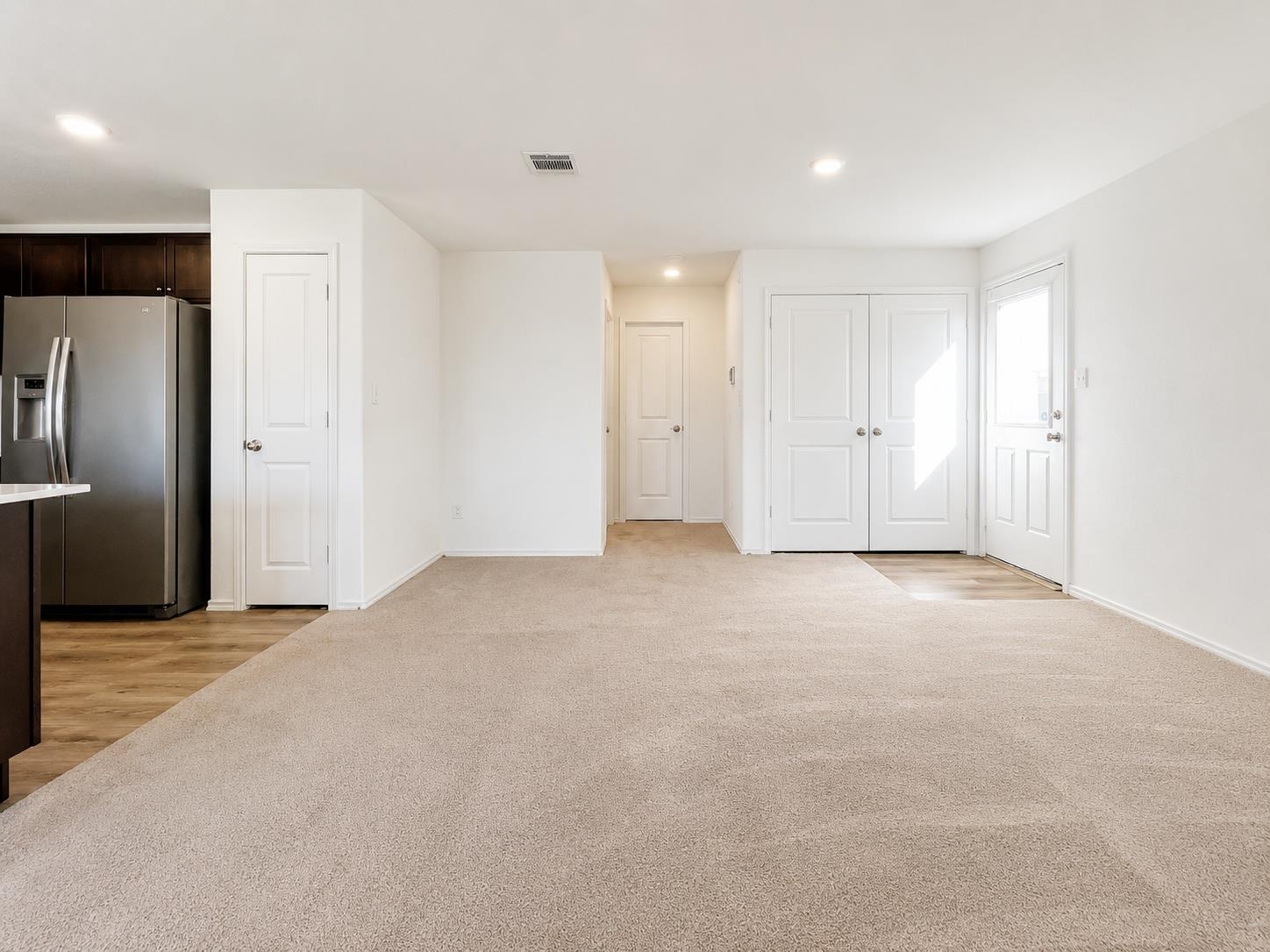 17709 Sulphur Spring Way Property Photo 8