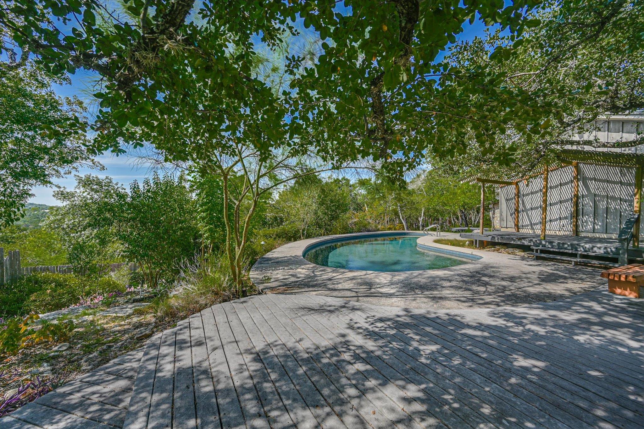 1403 Redbud Trl Property Photo 20