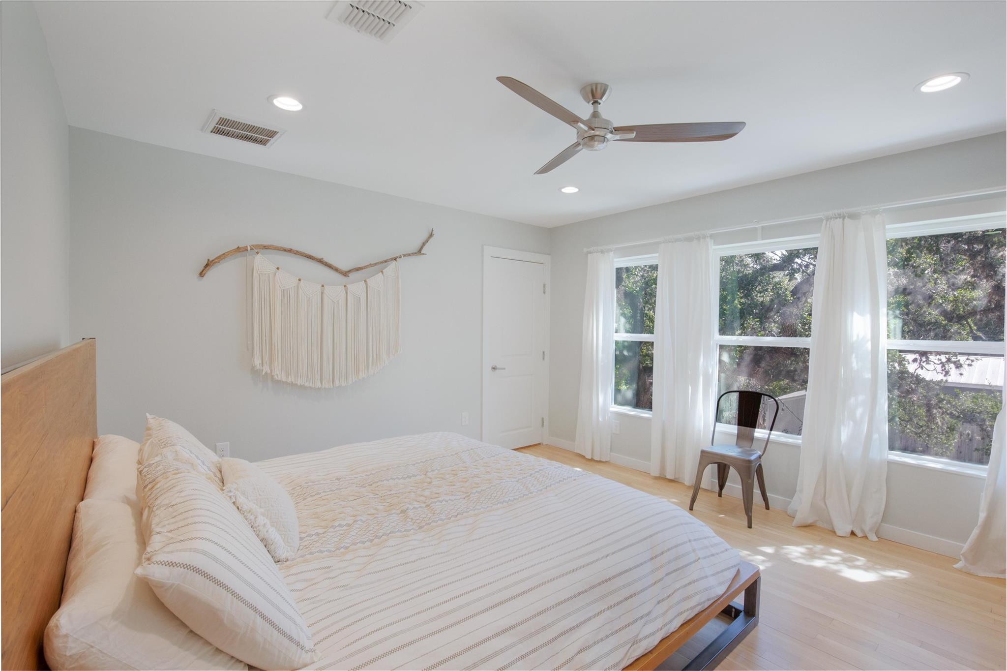 1501 Brackenridge St Property Photo 18