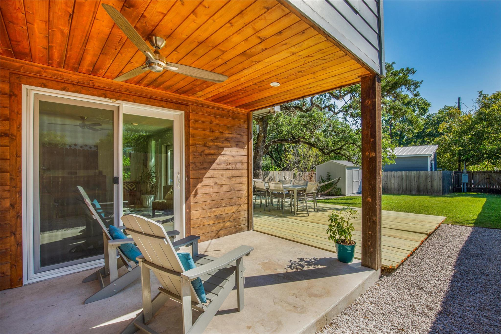 1501 Brackenridge St Property Photo 33