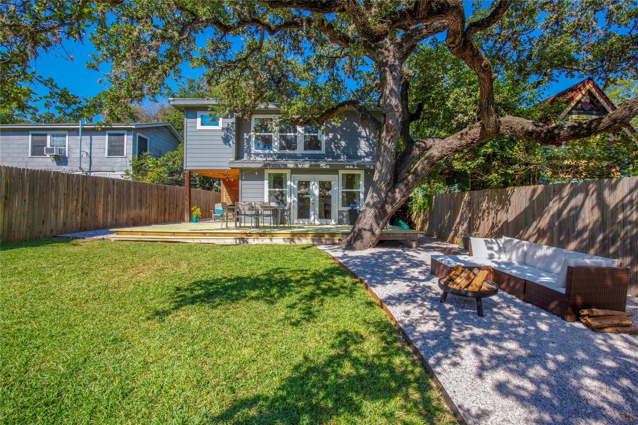 1501 Brackenridge St Property Photo 39