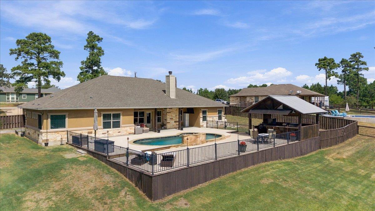 107 E Tanglebriar Ct Property Photo 37