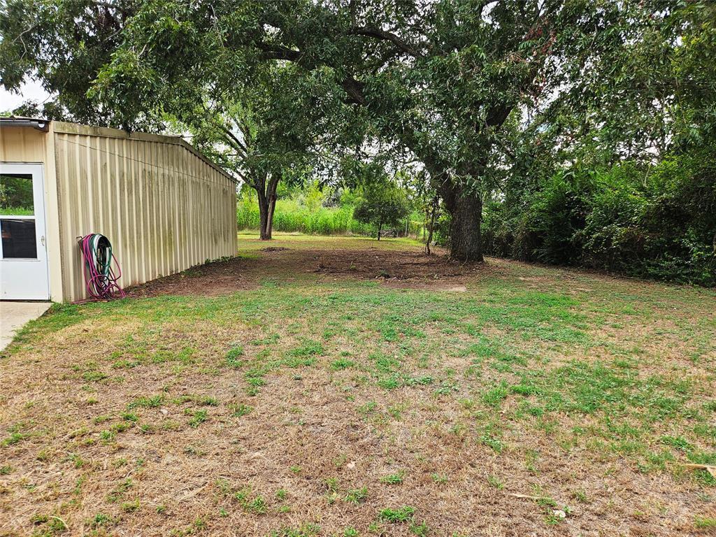 218 Waco St Property Photo 15