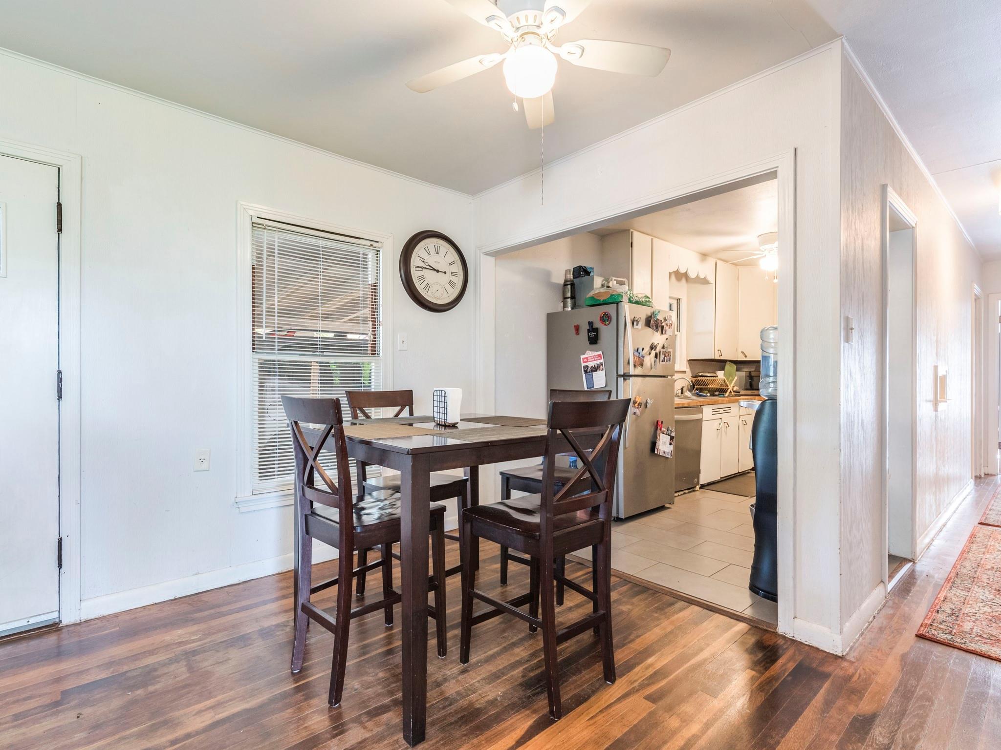 1000 Advance St Property Photo 16