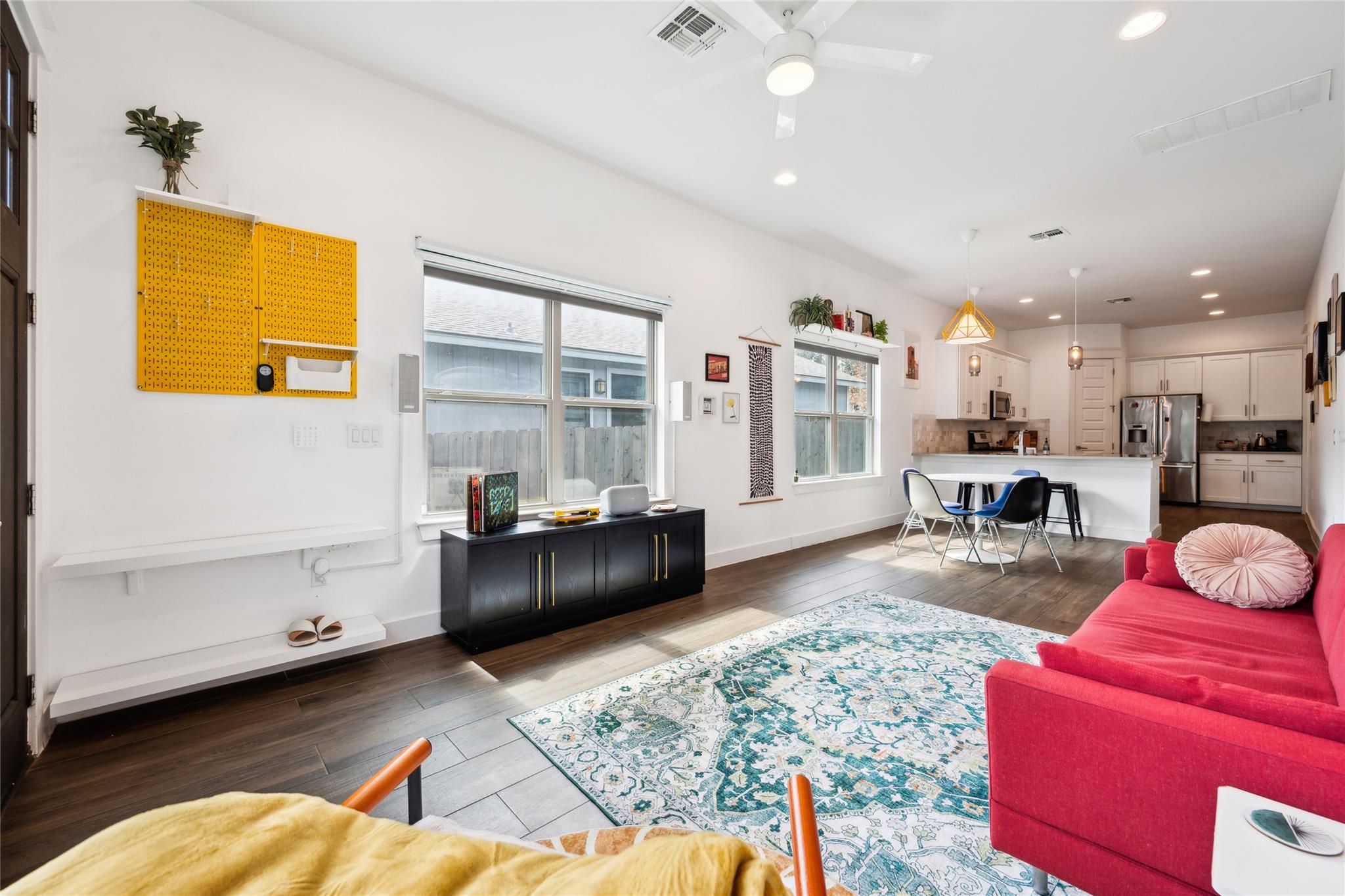 1608 Ulit Ave #a Property Photo 4