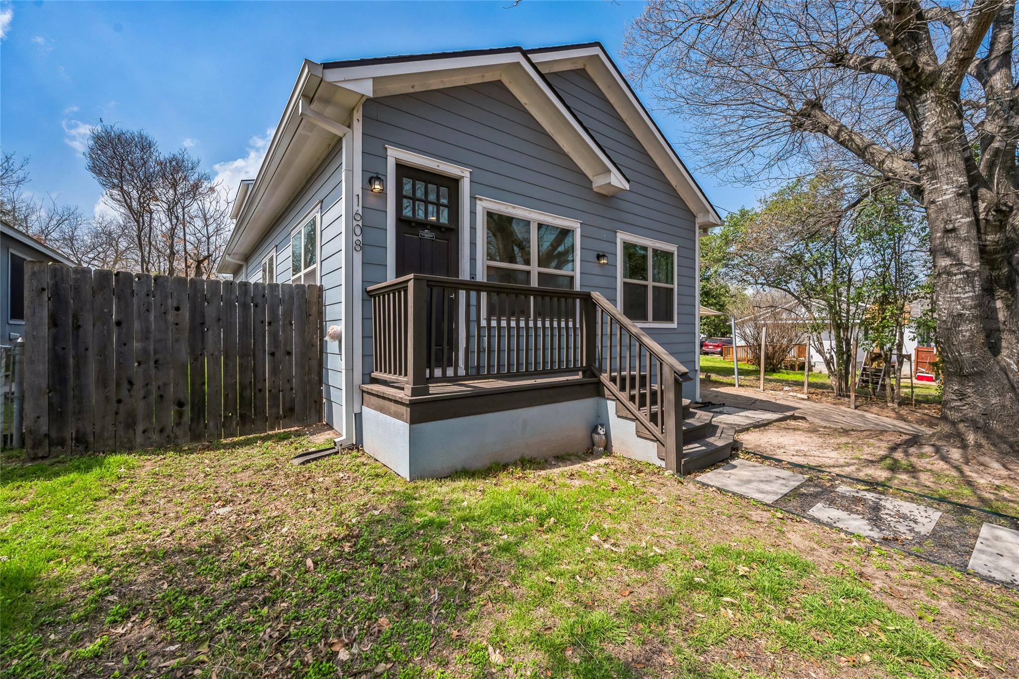 1608 Ulit Ave #a Property Photo 6