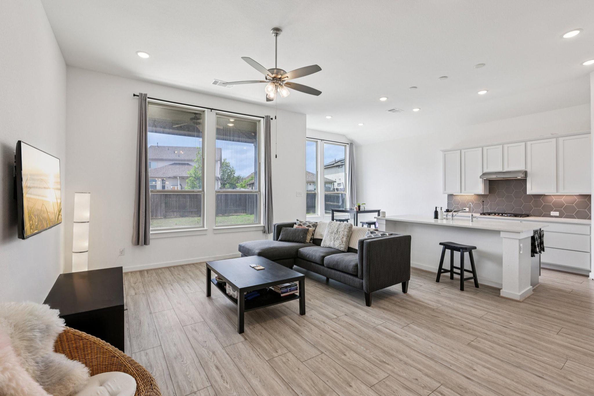 930 Nautical Loop Property Photo 1