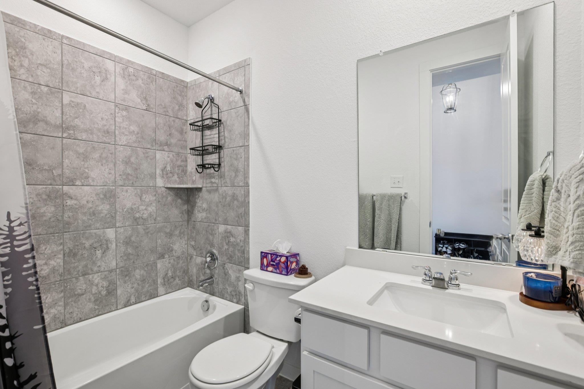 930 Nautical Loop Property Photo 16