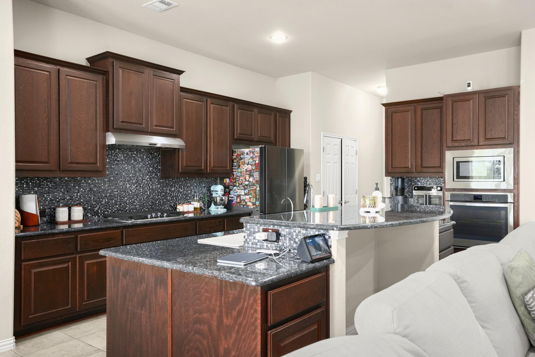 2855 Saint Paul Rivera None Property Photo 11