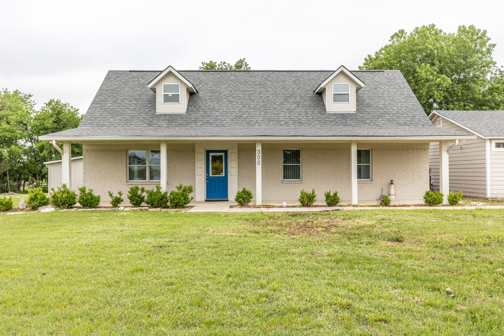 300 Carmel Creekside Dr Property Photo