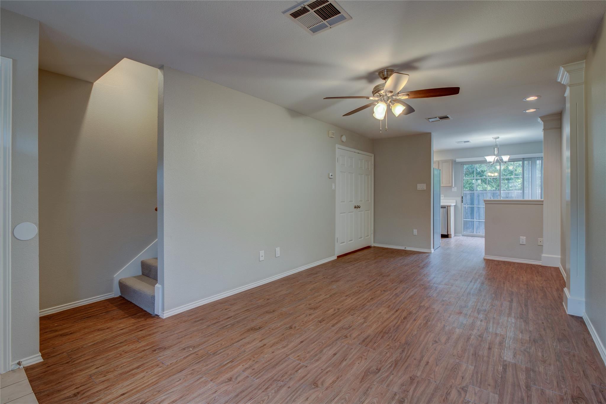 202 S College St #2 Property Photo 17
