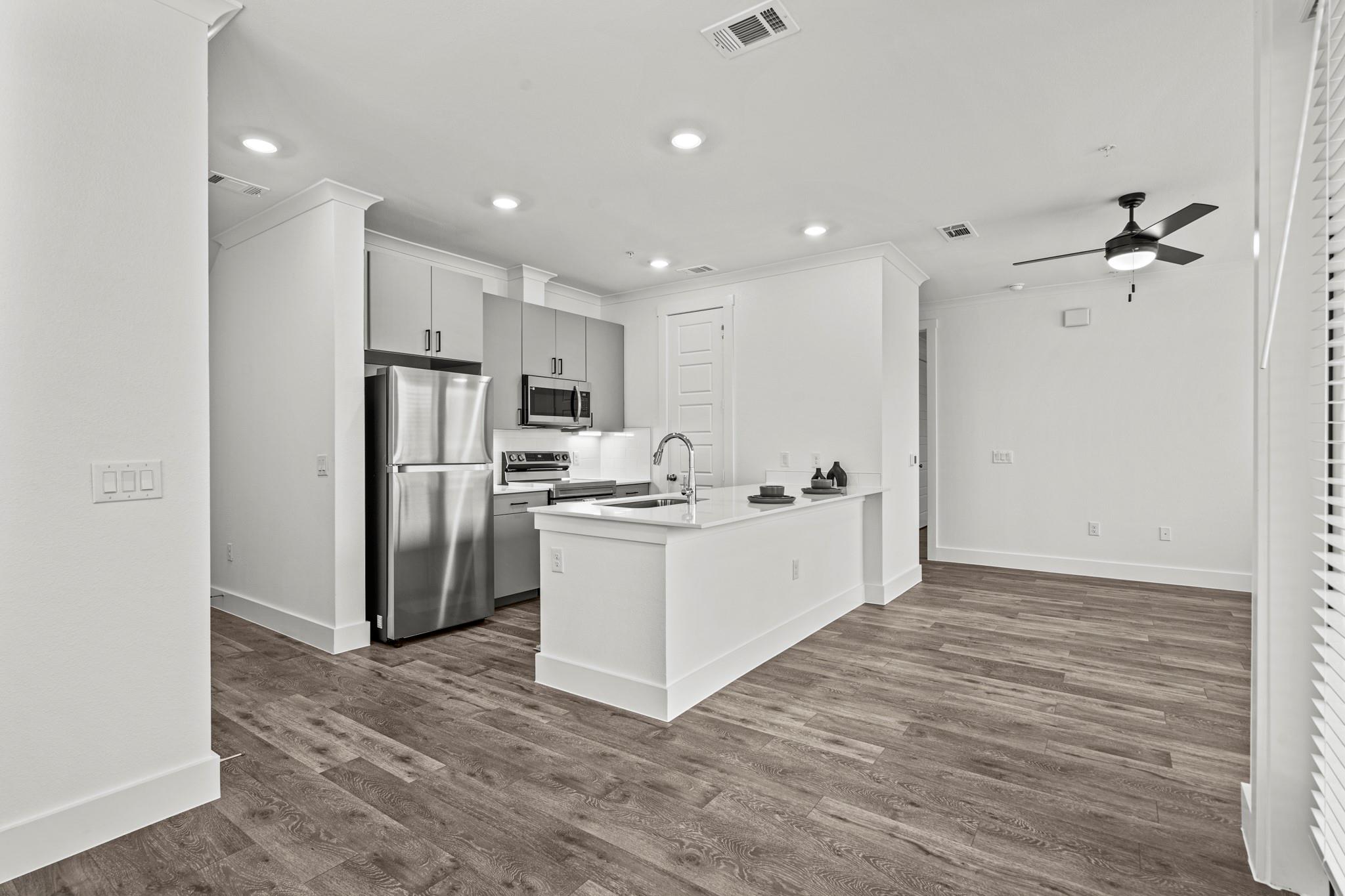 1664 Hillside Terrace None #2716 Property Photo 11