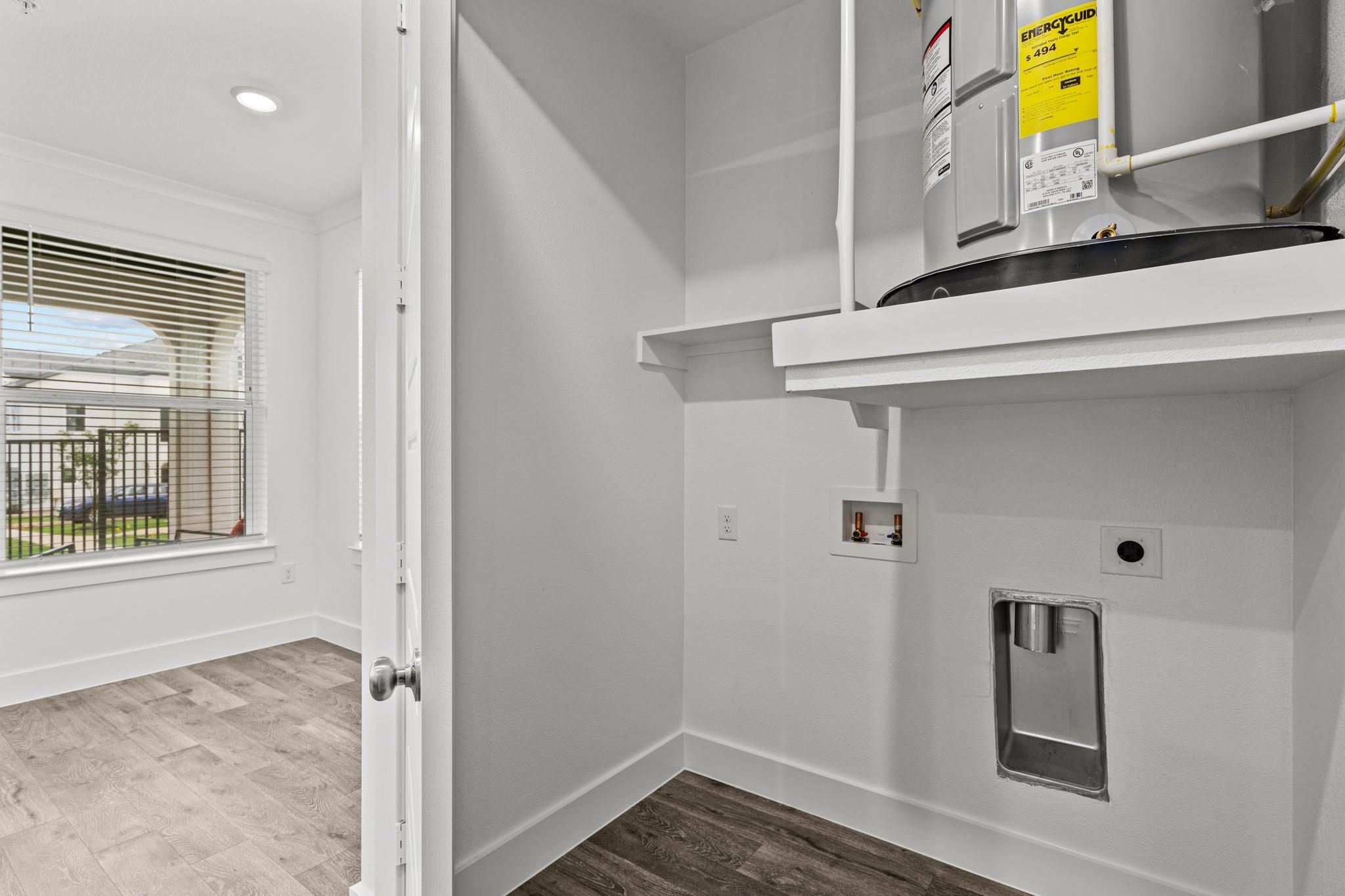 1664 Hillside Terrace None #2716 Property Photo 12