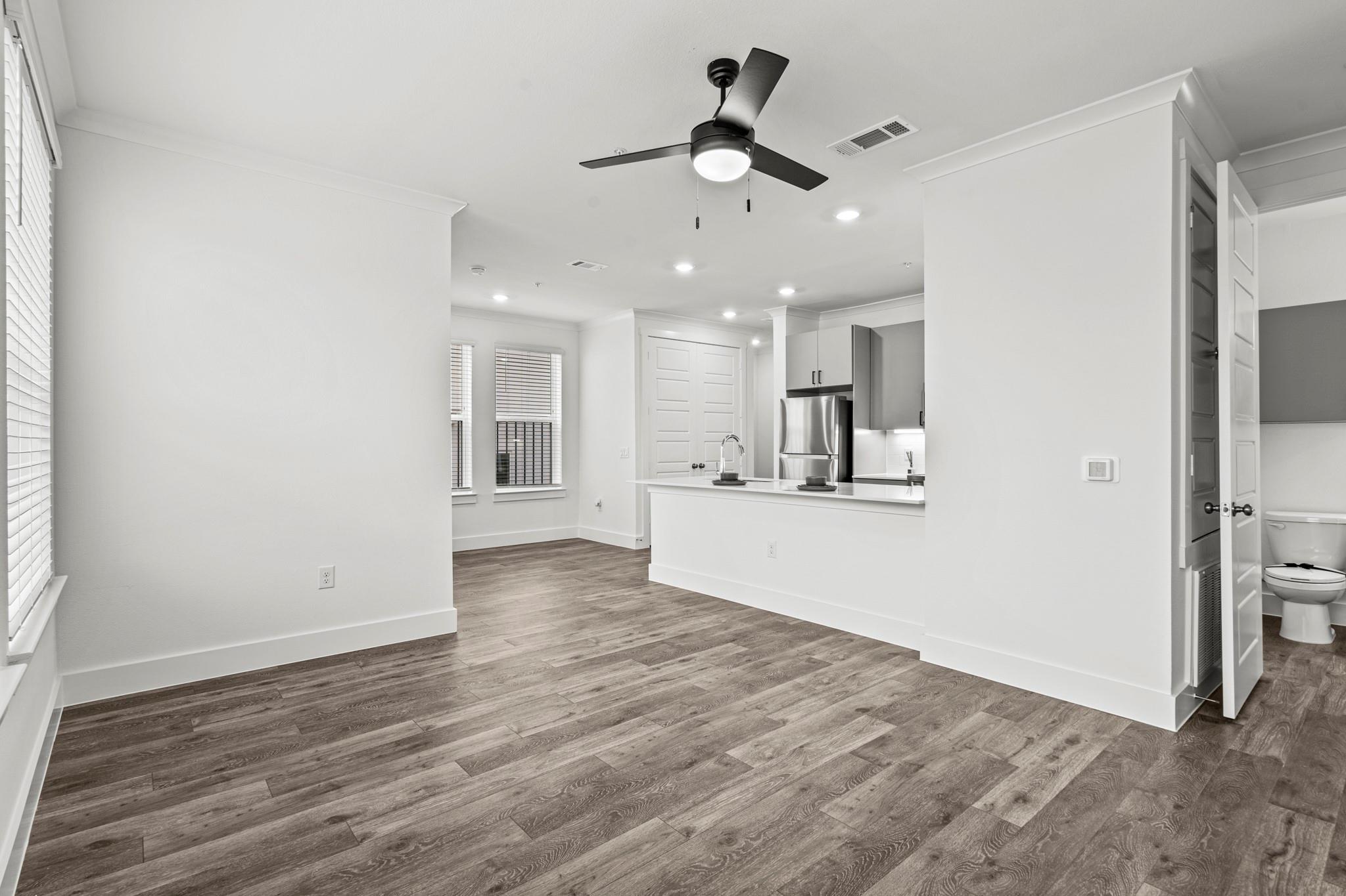 1664 Hillside Terrace None #2716 Property Photo 17