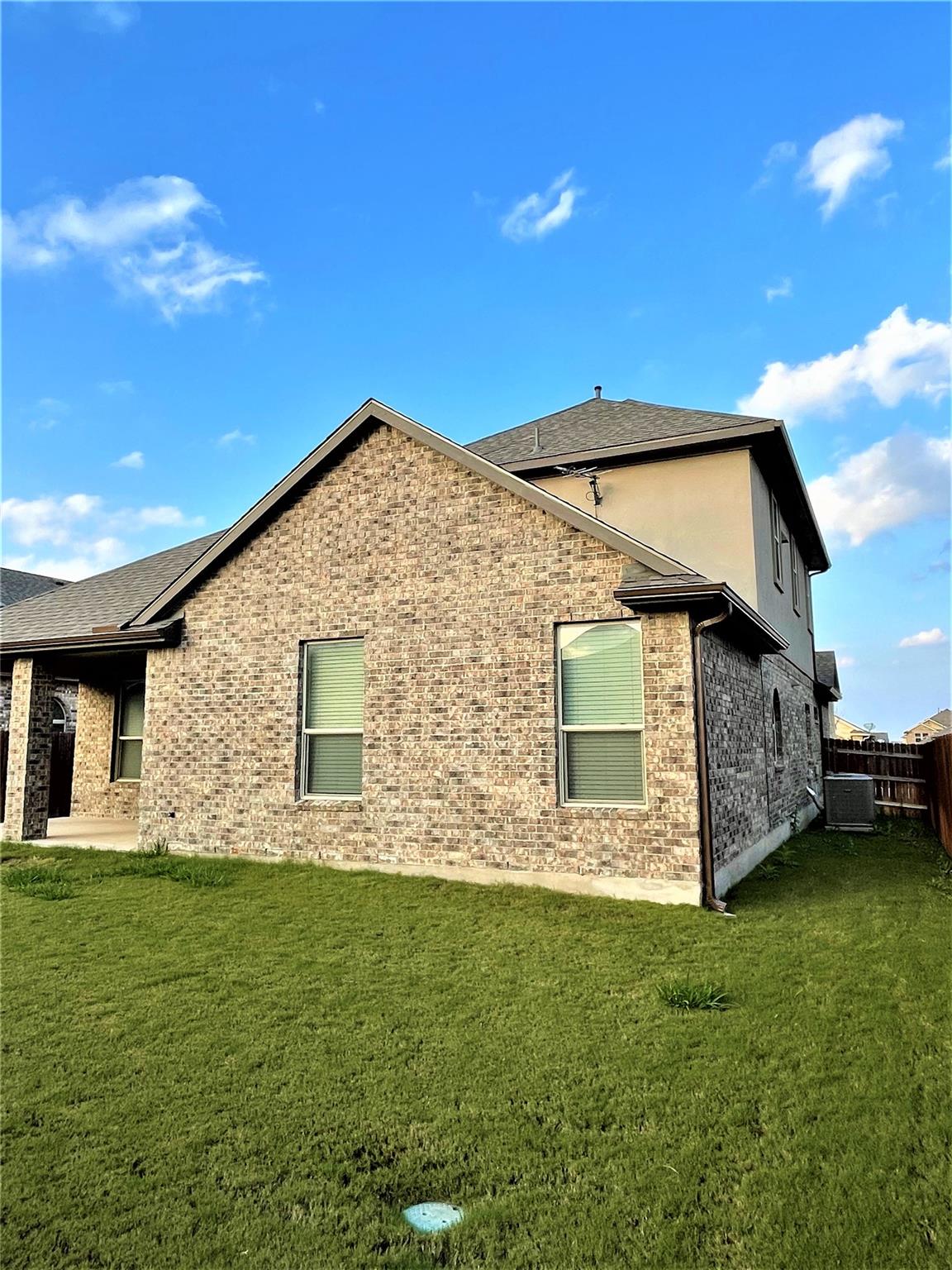 16425 Pienza Dr Property Photo 18