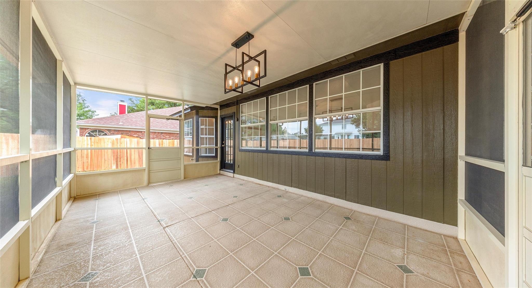 412 Tamara Dr Property Photo 30
