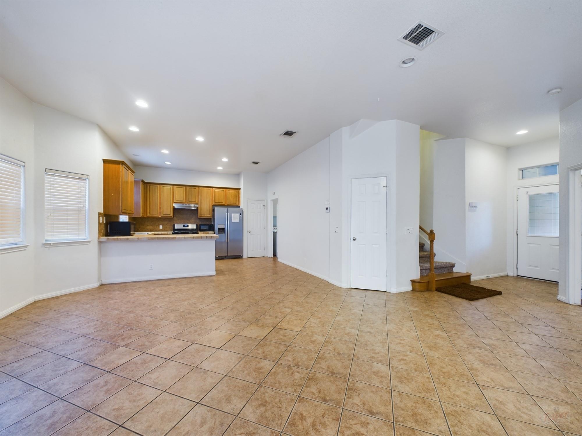 401 Nelray Blvd #a Property Photo 5