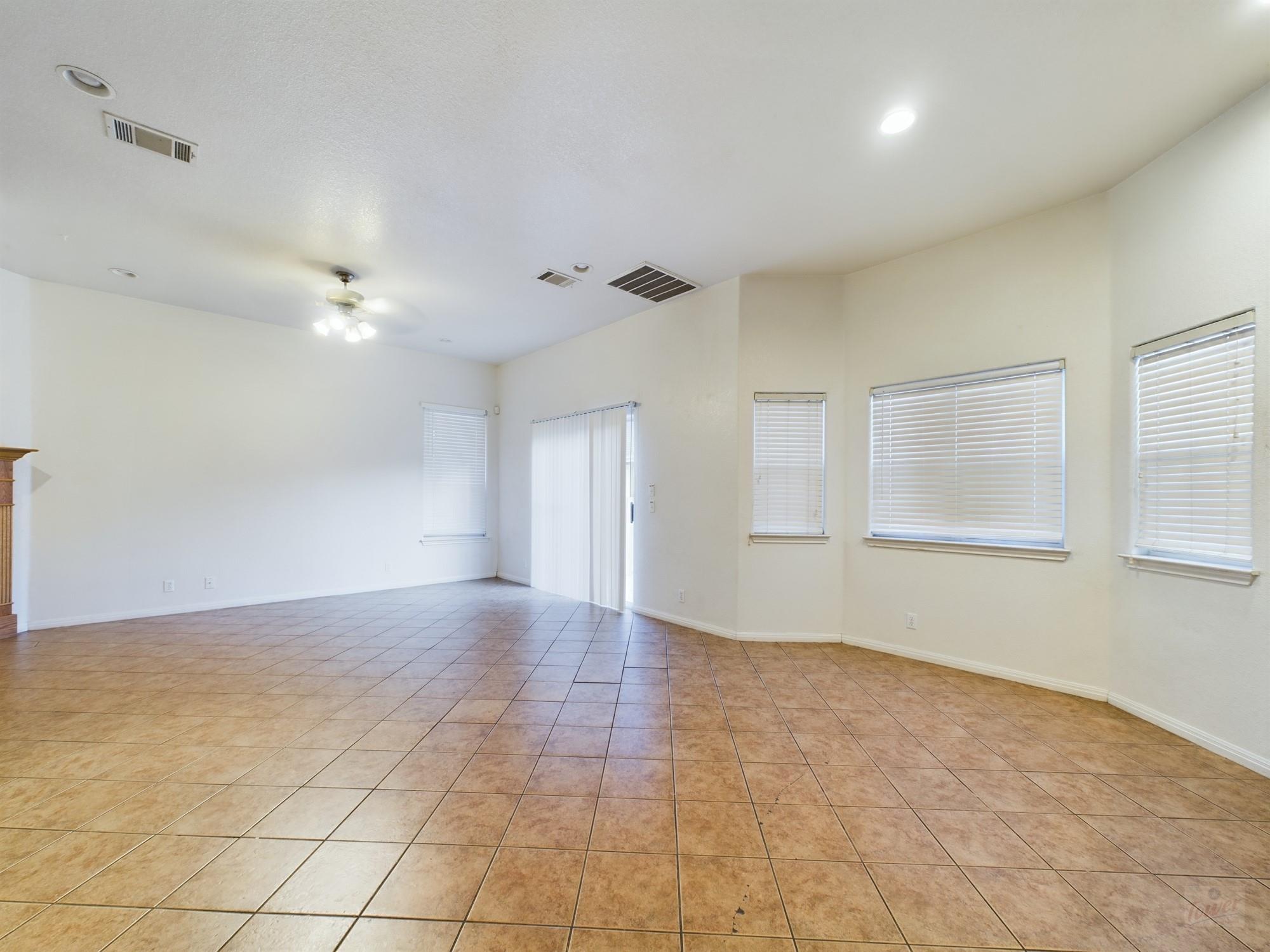 401 Nelray Blvd #a Property Photo 6