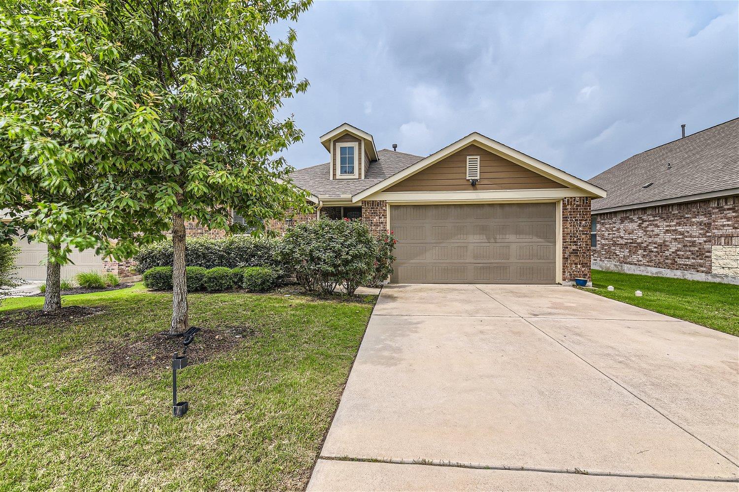 7010 Etna Way Property Photo 1