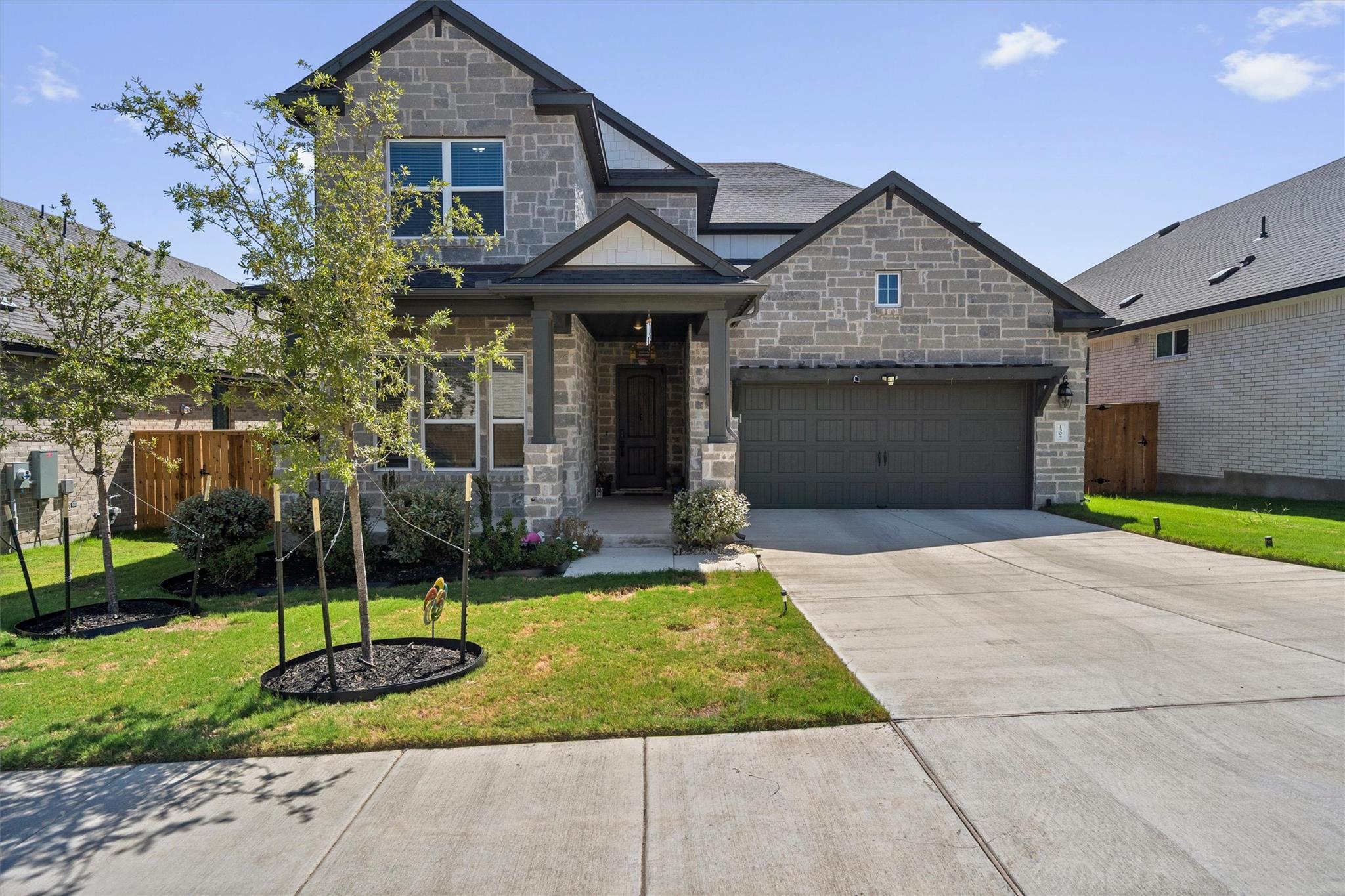 1304 Snowdrop Dr Property Photo 1