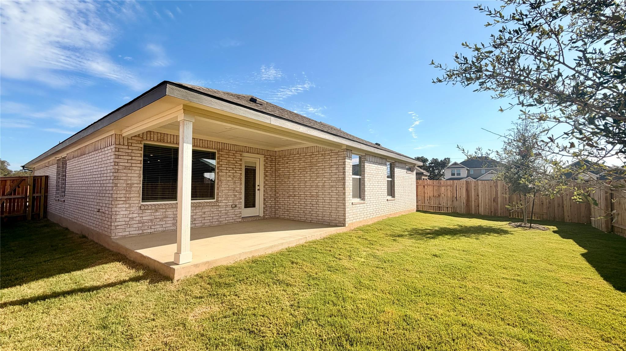 378 Callahan Loop Property Photo 5