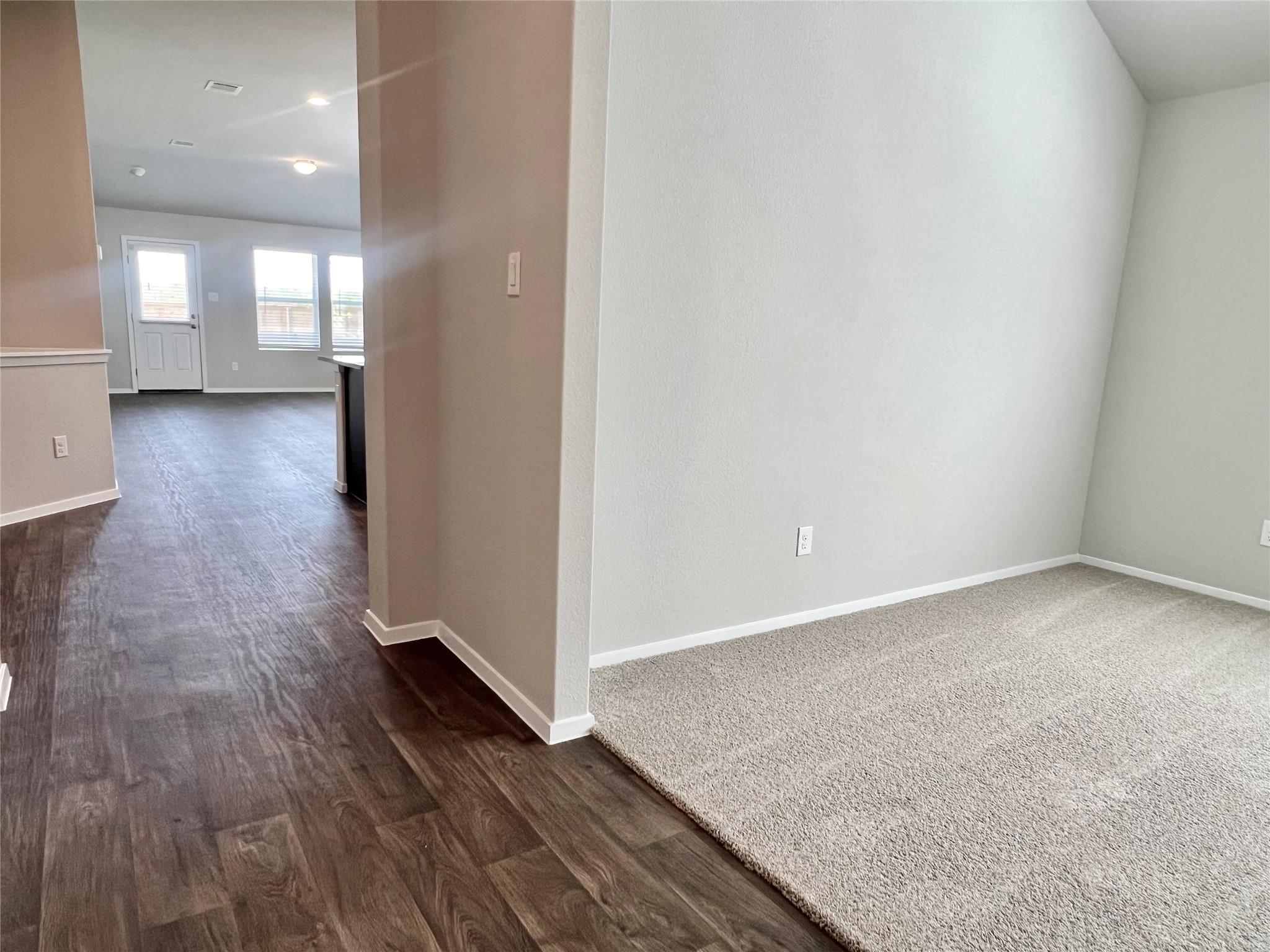 144 Edward R. Gaytan St Property Photo 6