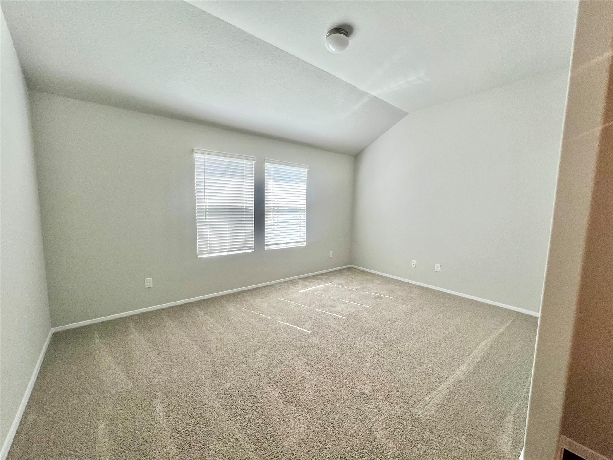 144 Edward R. Gaytan St Property Photo 8